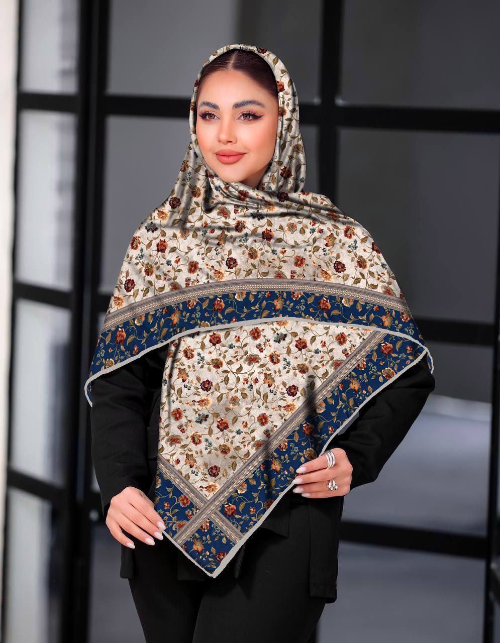 روسری نخ طرح گل